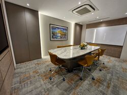 Arc 380 (D8), Office #552145681